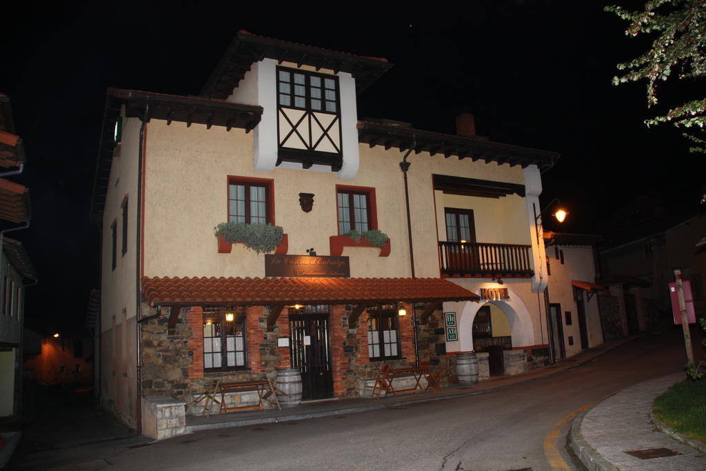 La Casona De Entralgo Hostal Pola de Laviana Exterior foto